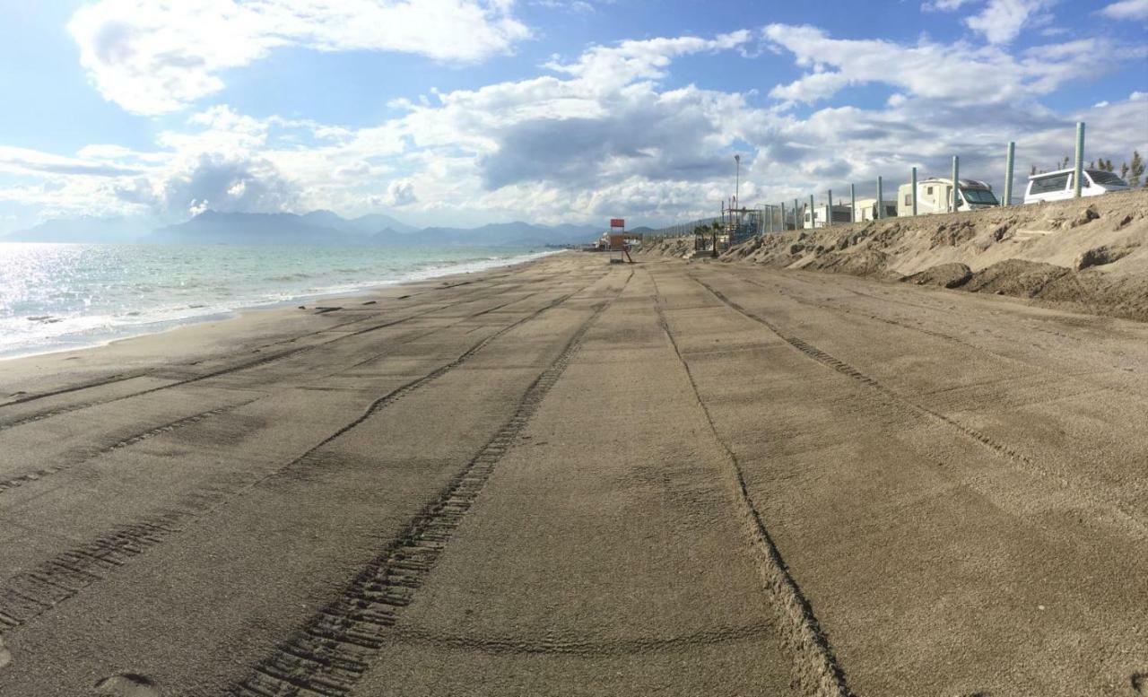 Camping Lido Di Salerno Pontecagnano Dış mekan fotoğraf
